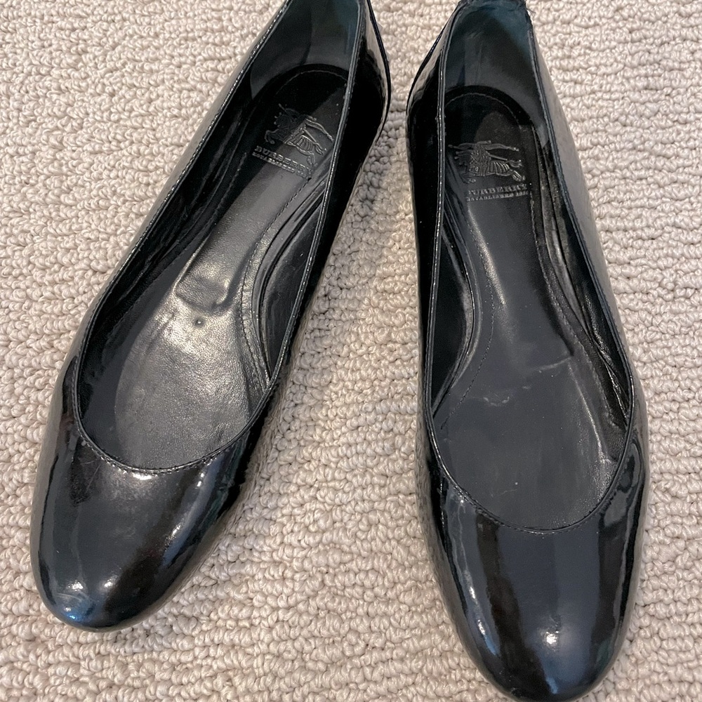 Burberry patent leather flats with studs